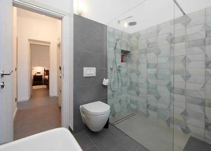 Lovor * Трогир